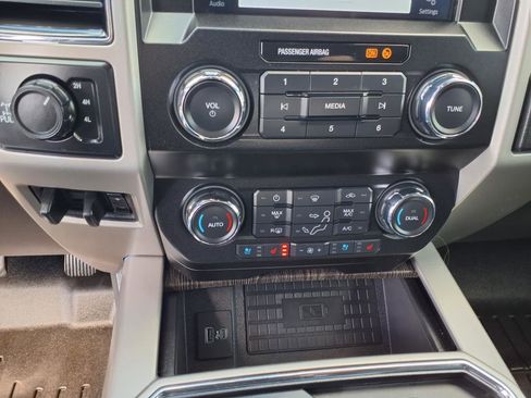 Used 2020 Ford F250 Lariat image 19