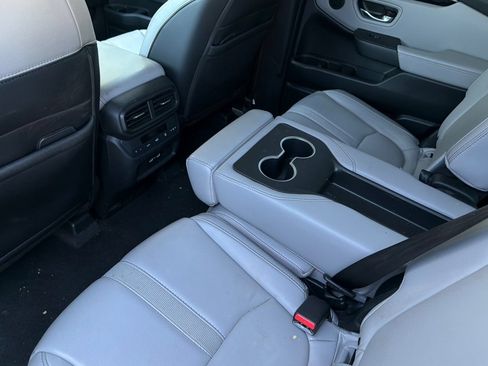 Used 2023 Honda Pilot EX-L image 14