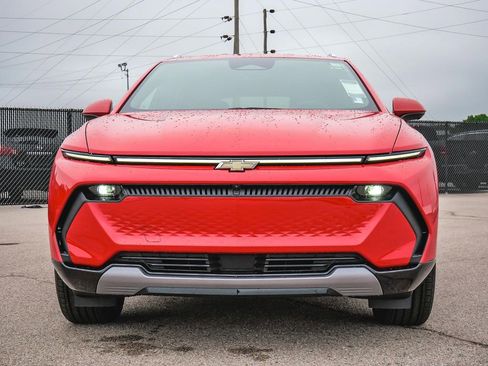 New 2024 Chevrolet Equinox EV LT image 4