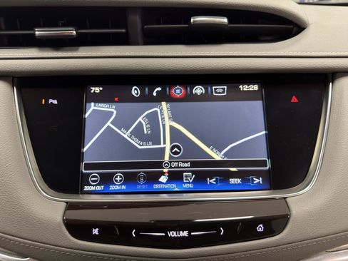 Used 2017 Cadillac XT5 Premium Luxury AWD/4WD image 21