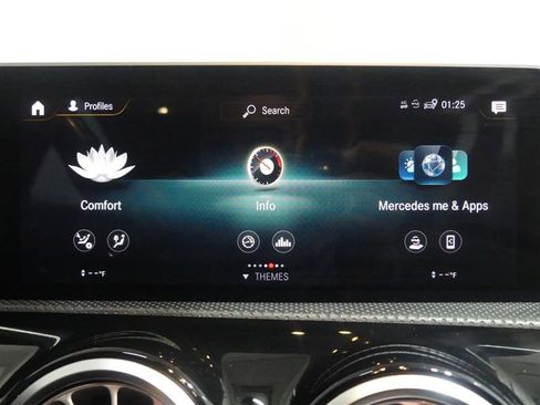 Used 2020 Mercedes-Benz CLA 250 4MATIC image 41