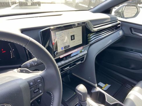 New 2026 Toyota Camry SE image 22