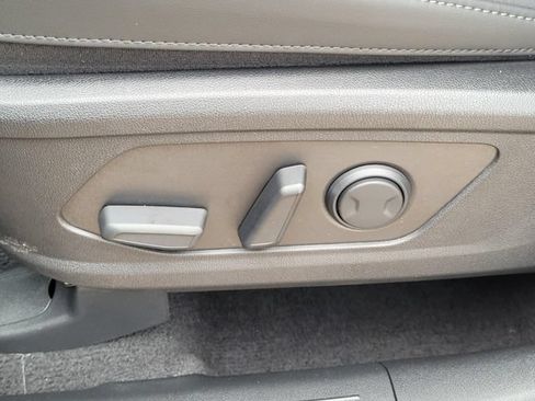 New 2026 Kia Sorento S AWD/4WD image 10