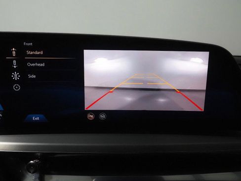 Used 2024 Cadillac Lyriq AWD Luxury image 33