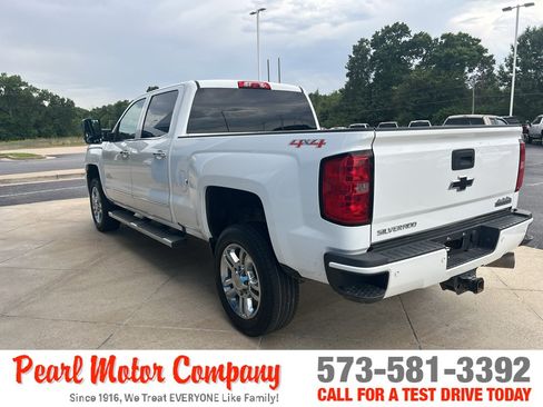 Used 2016 Chevrolet Silverado 2500 High Country w/ Duramax Plus Package AWD/4WD image 6