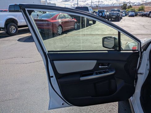 Used 2017 Subaru Crosstrek 2.0i Limited AWD/4WD image 12