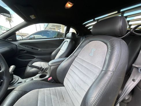 Used 2001 Ford Mustang Cobra RWD image 6