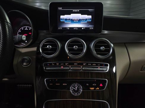 Used 2018 Mercedes-Benz C 300 Cabriolet image 28