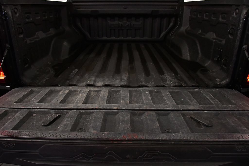 Used 2024 GMC Canyon AT4 AWD/4WD image 11