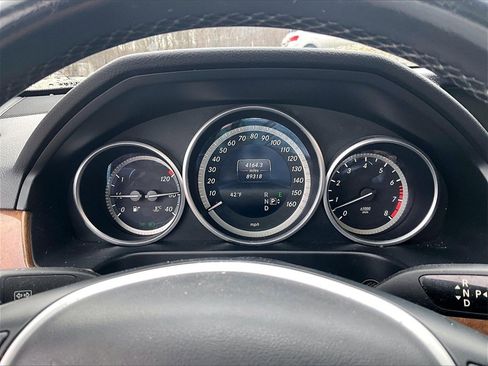 Used 2015 Mercedes-Benz E 350 4MATIC Sedan image 16