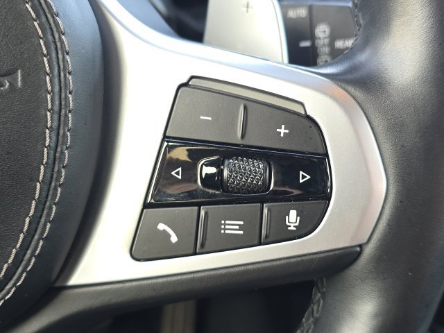 Used 2021 BMW X7 M50i AWD/4WD image 26