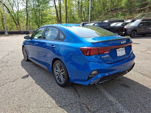 Used 2023 Kia Forte GT-Line w/ GT-Line Premium Package FWD image 5