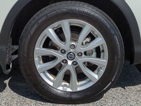 Certified 2022 Nissan Rogue Sport S image 11