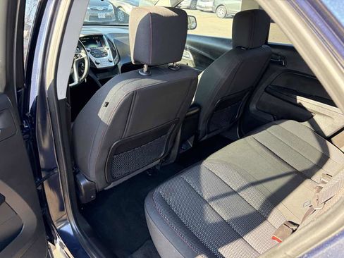 Used 2017 Chevrolet Equinox LT w/ Convenience Package image 17