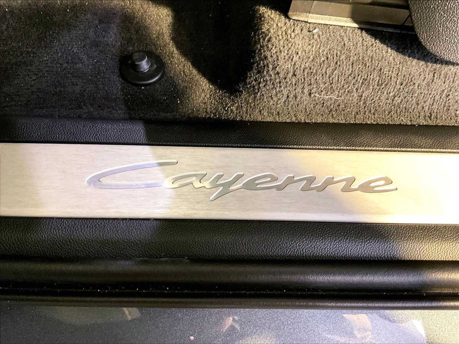 Certified 2026 Porsche Cayenne AWD/4WD image 19