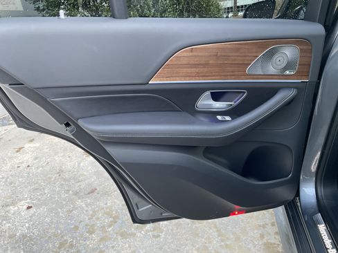 Certified 2025 Mercedes-Benz GLE 350 4MATIC image 37