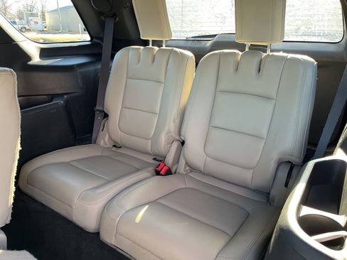 Used 2014 Ford Explorer Limited w/ Equipment Group 301A image 13