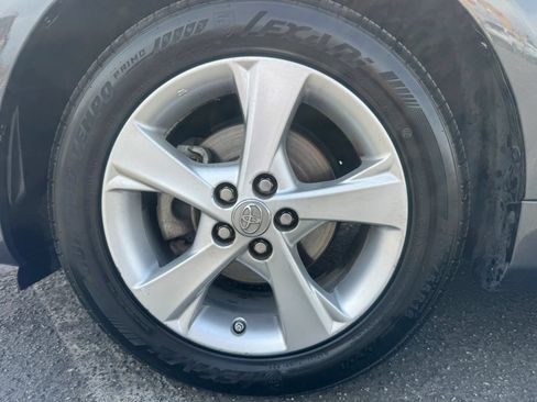 Used 2012 Toyota Corolla LE w/ Premium Pkg FWD image 19