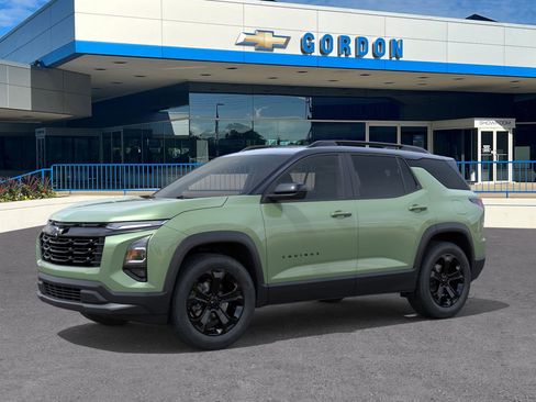 New 2026 Chevrolet Equinox LT w/ Convenience Package II image 2