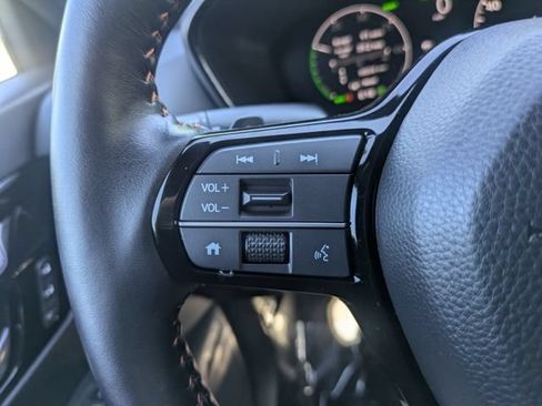 Used 2025 Honda CR-V Touring image 22