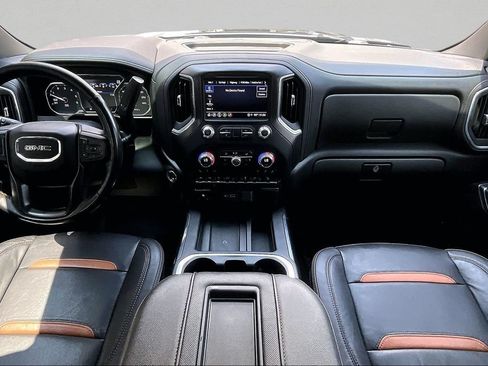Used 2021 GMC Sierra 1500 AT4 w/ AT4 Value Package AWD/4WD image 8