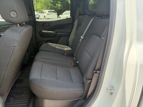 Used 2024 Chevrolet Colorado Trail Boss w/ LPO, Dark Essentials Package AWD/4WD image 15