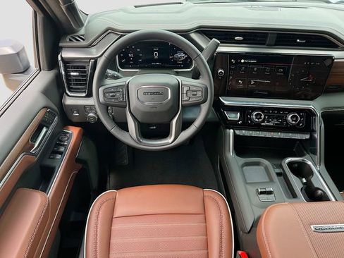 New 2026 GMC Sierra 2500 Denali Ultimate AWD/4WD image 16
