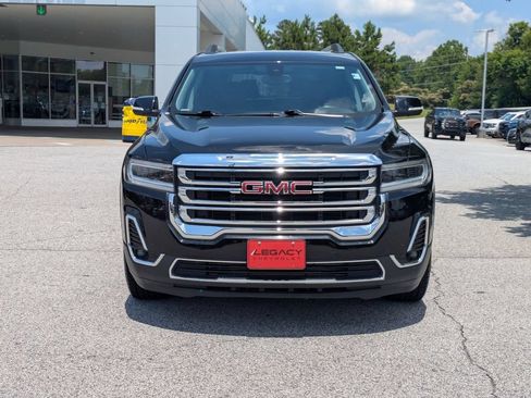 Used 2023 GMC Acadia SLT AWD/4WD image 3