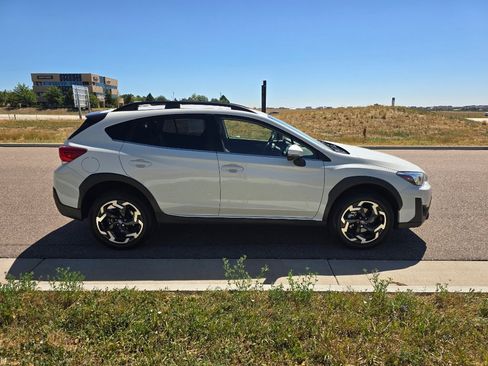 Used 2023 Subaru Crosstrek 2.5i Limited AWD/4WD image 6