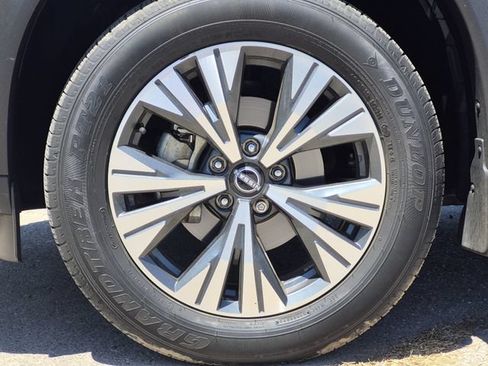 Certified 2023 Nissan Rogue SV AWD/4WD image 7