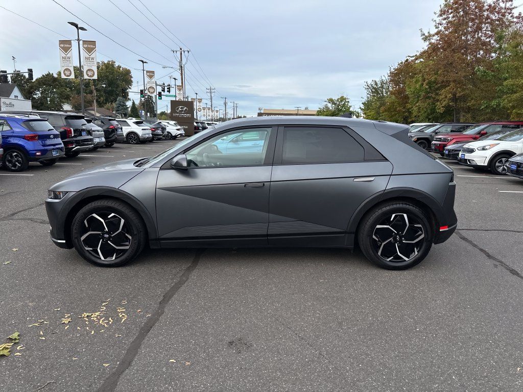 Certified 2023 Hyundai Ioniq 5 SEL w/ Cargo Package AWD/4WD image 3