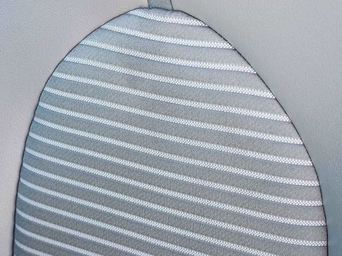 Used 2019 Toyota Camry SE image 24