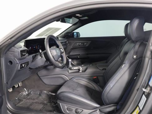 Used 2025 Ford Mustang Dark Horse RWD image 9