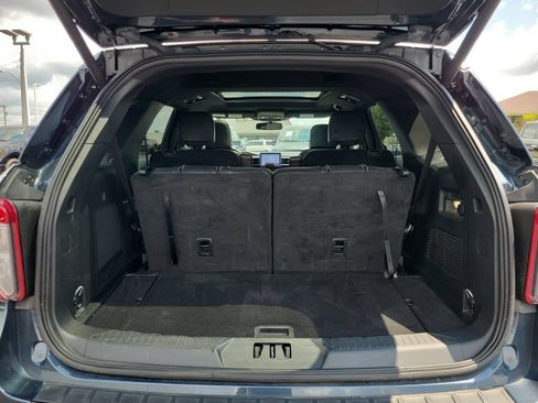 Certified 2024 Ford Explorer ST-Line w/ Class IV Trailer Tow Package AWD/4WD image 10