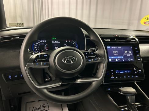 Used 2024 Hyundai Santa Cruz SEL image 13