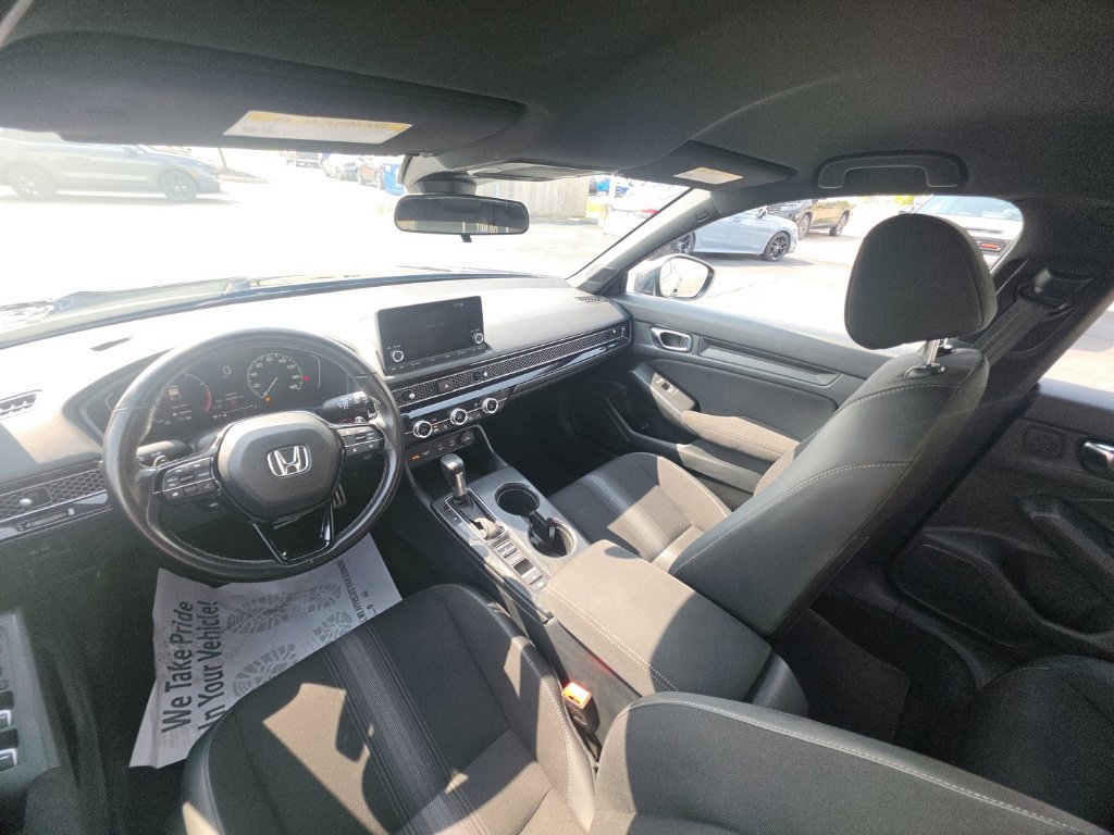 Used 2025 Honda Civic Sport image 26