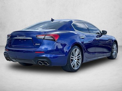 Used 2022 Maserati Ghibli Modena RWD image 2