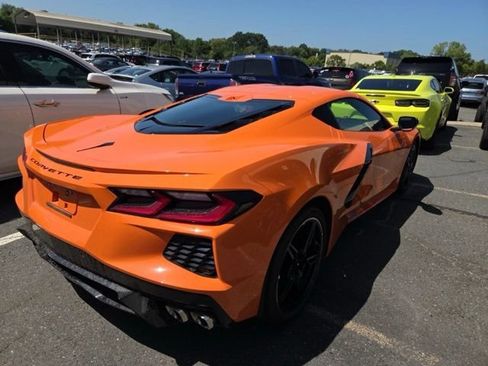Used 2022 Chevrolet Corvette Stingray Preferred Cpe w/ Battery Protection Package RWD image 7