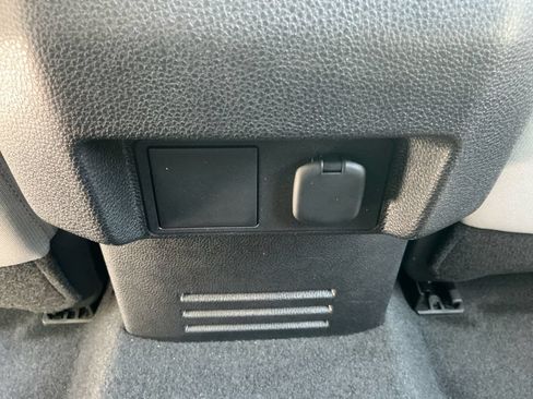 Used 2026 Toyota Tacoma SR5 AWD/4WD image 31