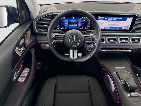 Certified 2026 Mercedes-Benz GLS 450 4MATIC image 10