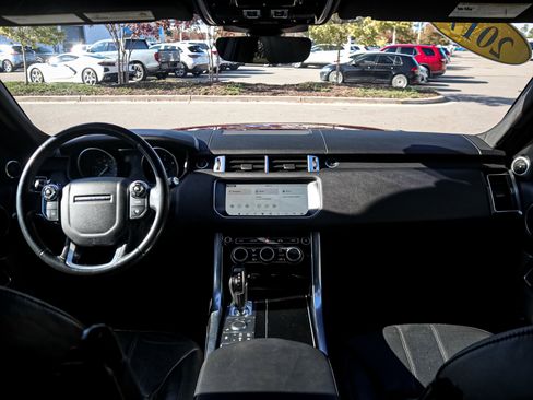 Used 2017 Land Rover Range Rover Sport HSE image 28