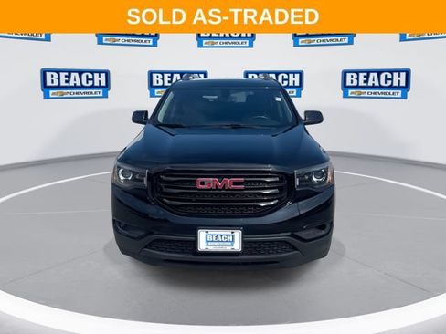 Used 2019 GMC Acadia SLT w/ Black Edition FWD image 3