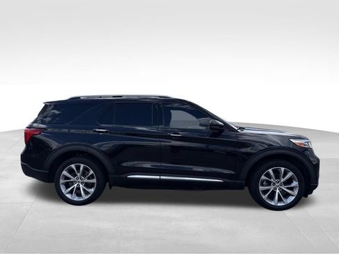 Used 2022 Ford Explorer Platinum w/ Equipment Group 601A AWD/4WD image 7