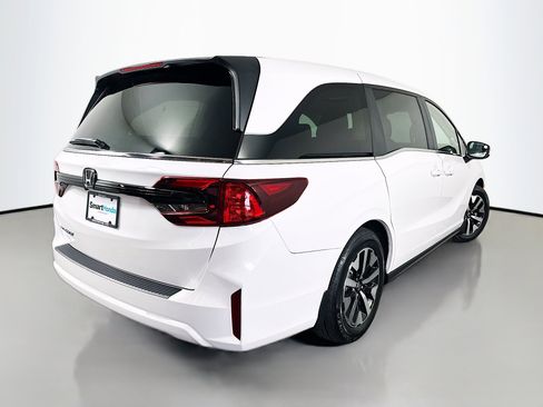 New 2026 Honda Odyssey EX-L image 7