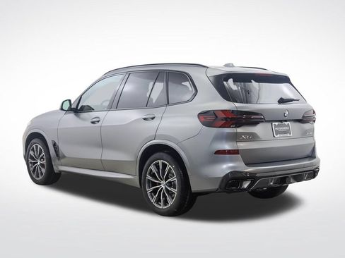Used 2026 BMW X5 xDrive40i w/ Executive Package AWD/4WD image 3