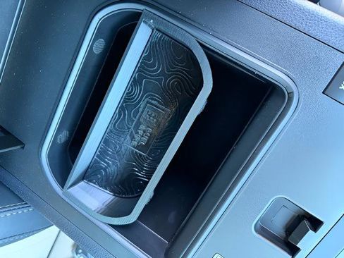 Used 2024 Lexus GX 550 image 19