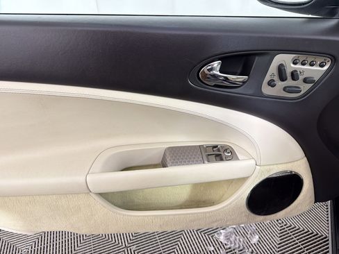Used 2009 Jaguar XKR R RWD image 13