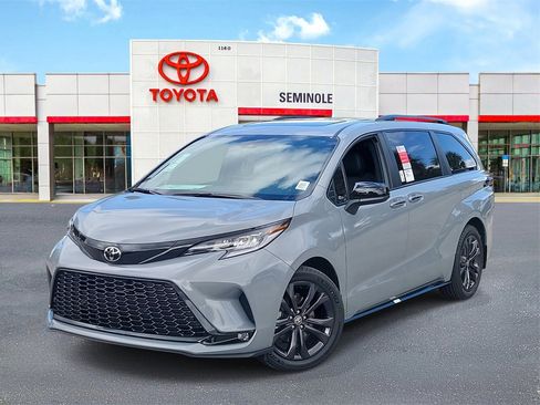 New 2026 Toyota Sienna XSE image 1