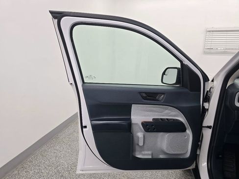 Used 2022 Ford Maverick XLT FWD image 26