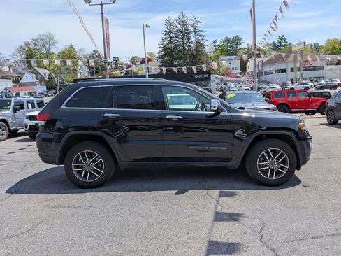 Certified 2020 Jeep Grand Cherokee Limited AWD/4WD image 5